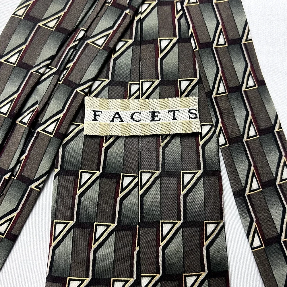 Facets Mens Silk Neck Tie Green‎ Red 56
